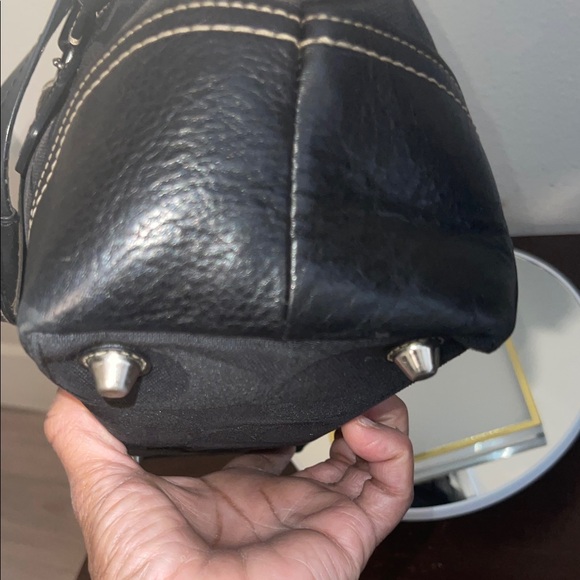 Coach Black and Tan Hampton Hook and Loop Satchel. - Picture 6 of 10